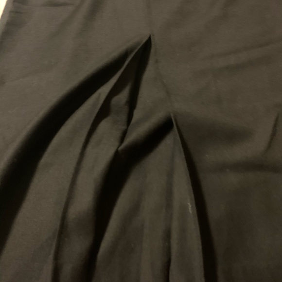 Long black skirt( NWT) - Picture 2 of 5